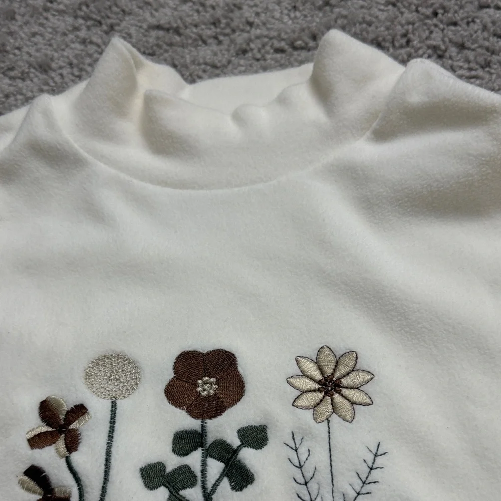 Cream Sweater with Floral Embroidery - Picture 3 of 4